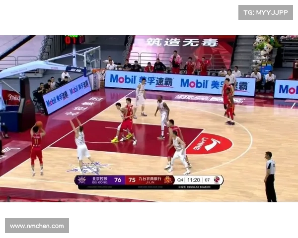 绿间真太郎惊艳全场!豪泽接球无缝衔接,三分箭如流星划过篮筐 绿间真太郎惊艳全场!豪泽接球无缝衔接,三分箭如流星划过篮筐